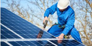 Installation Maintenance Panneaux Solaires Photovoltaïques à Sourdeval